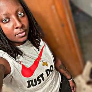 Meet your Posher, Maleka